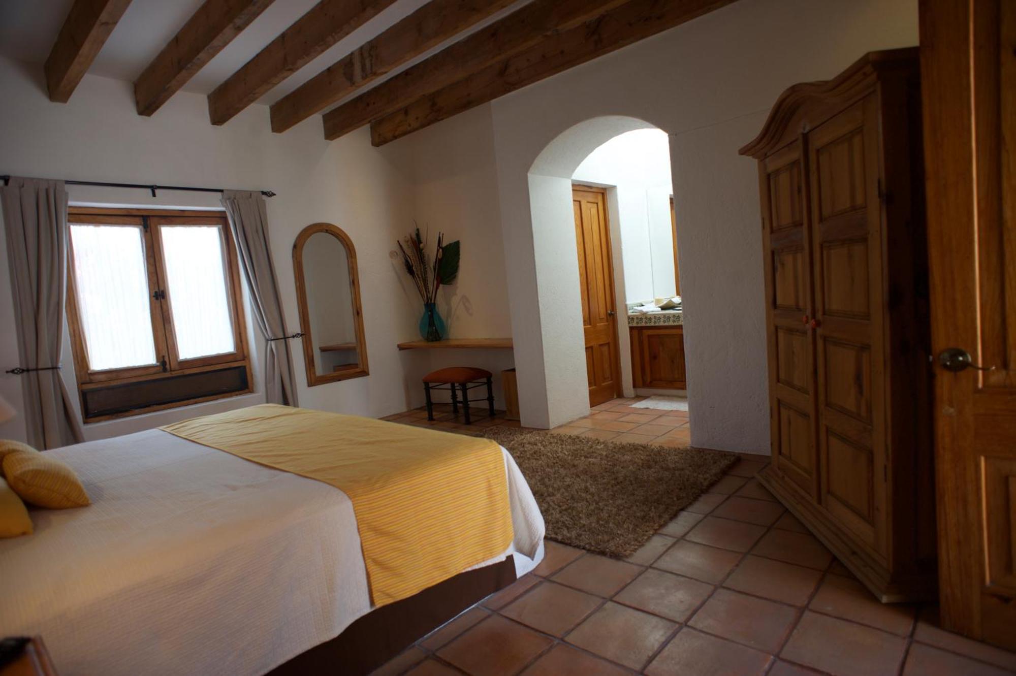 La Casona De Los Colibries El Pueblito  الغرفة الصورة